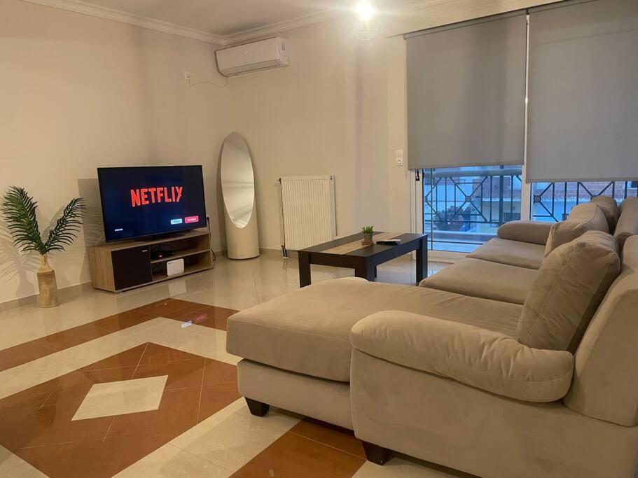 Mr. Sergio Apartment Ampavris Екстериор снимка